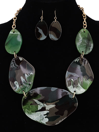 Womens Fashion Camouflage Bib Plastic Necklace Set, Gift for Army, Gift for Her, Statement Necklace